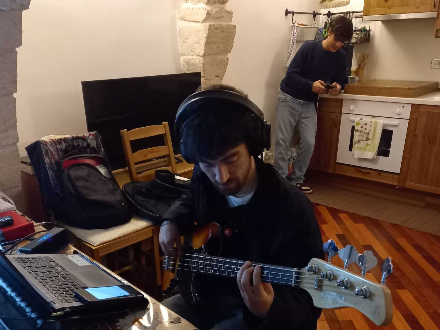 Il nuovo disco, un inno nostalgico